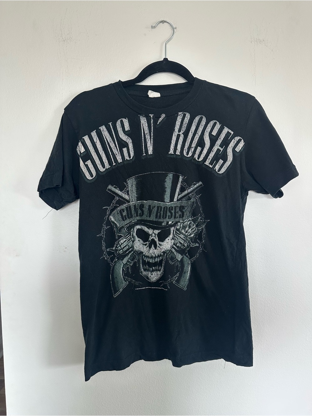 Guns N Roses Graphic Band T Shirt Black Skull Logo Rock Tee S